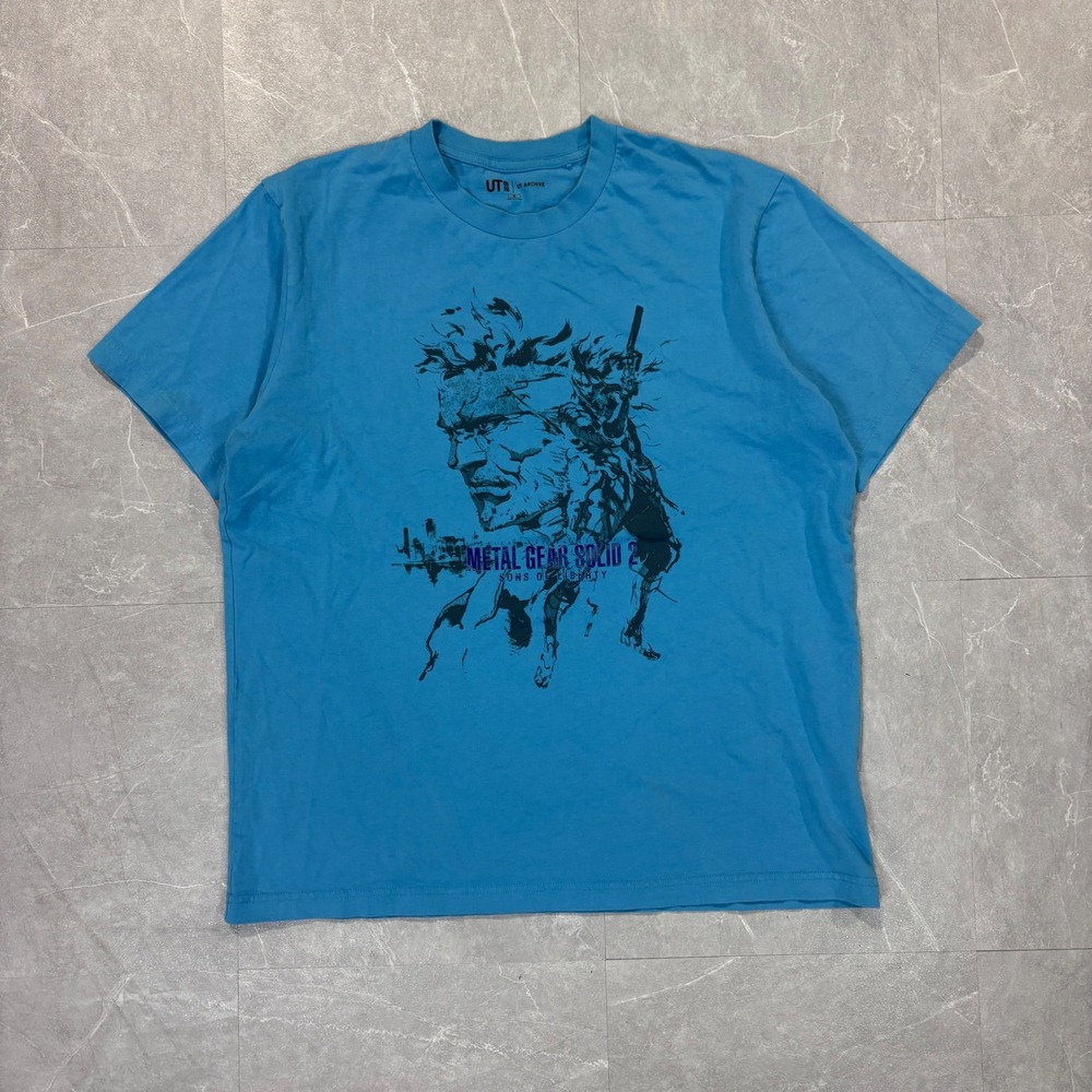 Uniqlo UT Archive Metal Gear Solid 2 Sons of Liberty Graphic Tee Blue Mens M